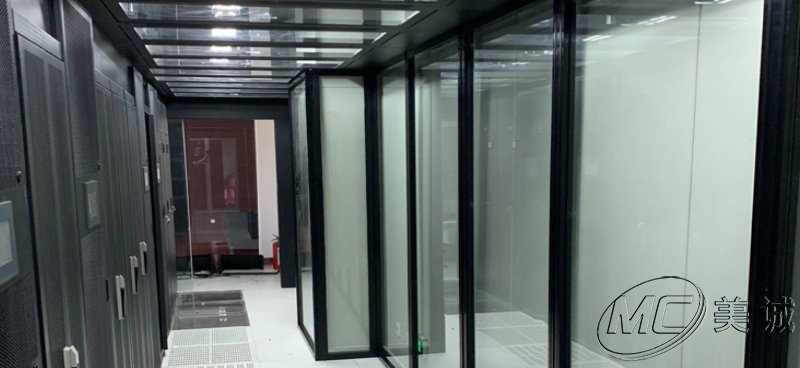 美诚铝业铝型材框架项目——中国移动电机房隔